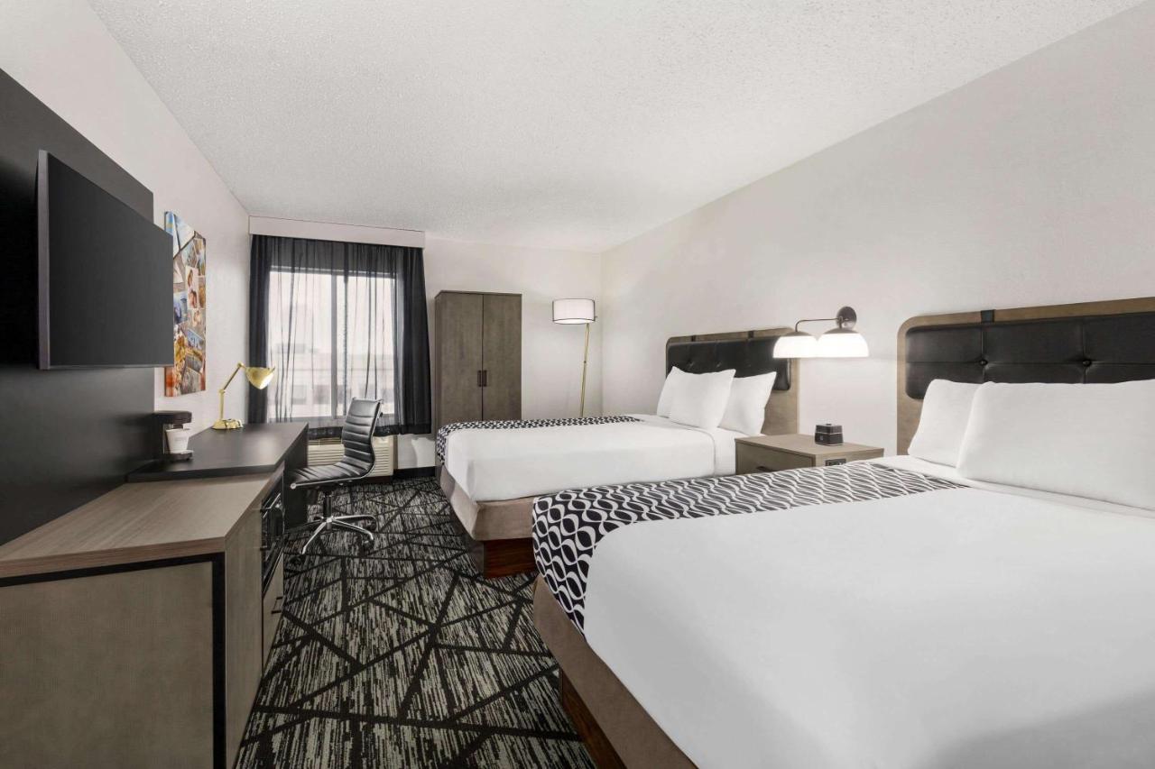 La Quinta By Wyndham Cleveland Airport West Hotel North Olmsted Ngoại thất bức ảnh