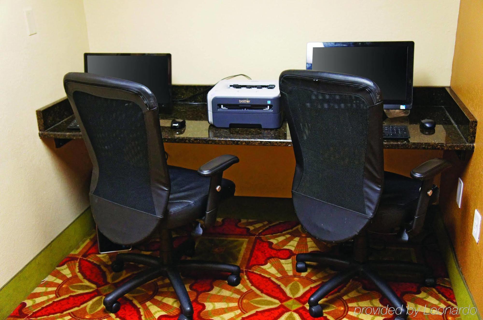 La Quinta By Wyndham Cleveland Airport West Hotel North Olmsted Ngoại thất bức ảnh